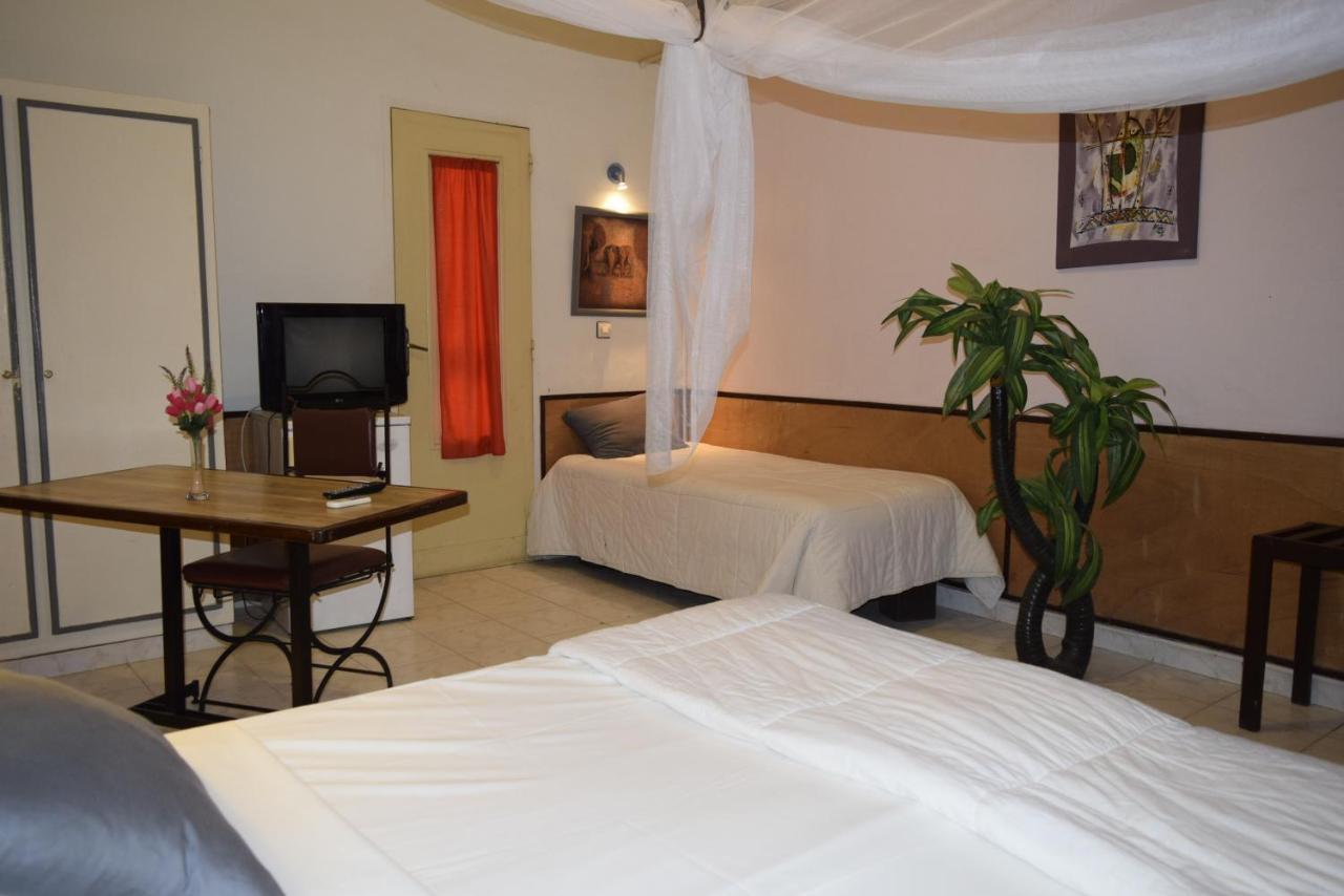 Fana Hotel Dakar Buitenkant foto